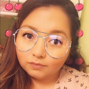 Meet your Posher, Karla